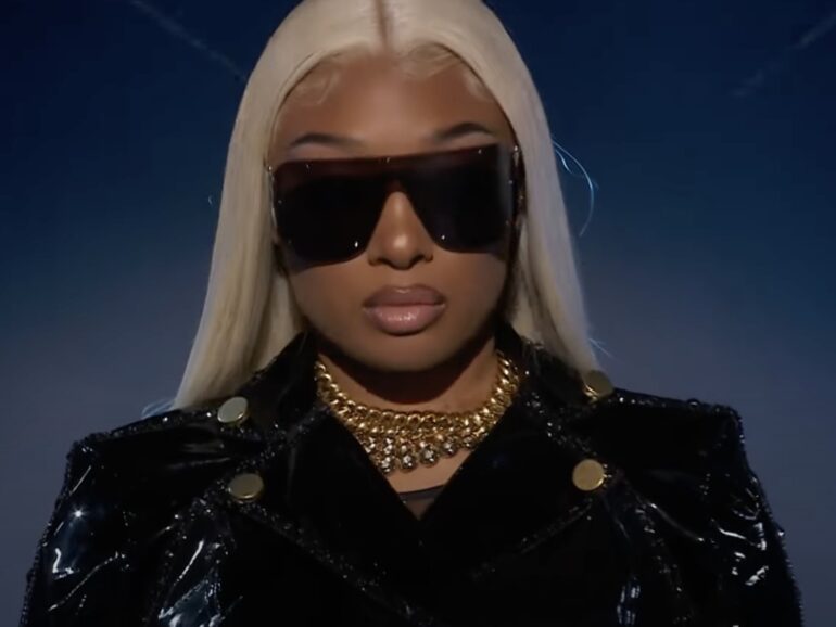 Megan Thee Stallion Shines Bright Like A Diamond W/ BET Awards Set – SOHH.com