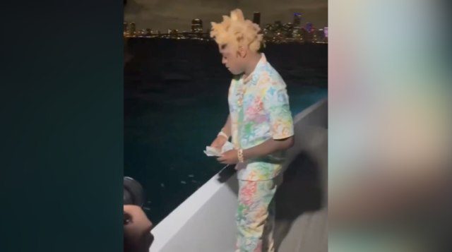 Kodak Black Throws Thousands Of Dollars In The Ocean!
