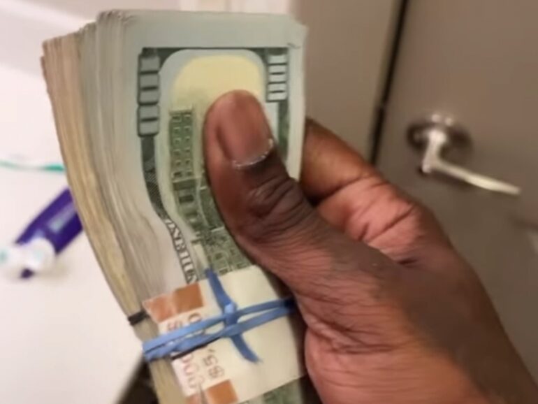 Young Thug Gets ,000 Back From His Maid He Thought He Lost – SOHH.com