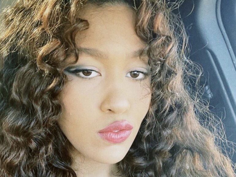 Truly Young Is T.G.I.F Vibes In These 4 Summer Skirt Pics