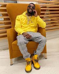 Mook Boy – Red ft Sneaky Boy Savage prod by Fourtune Ave