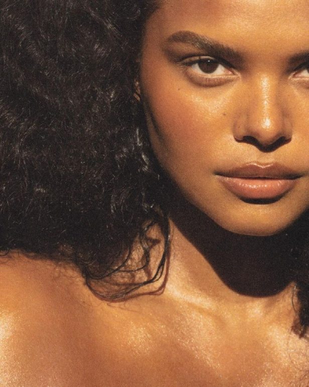 Sunday Night Sexy: Leslie Sidora