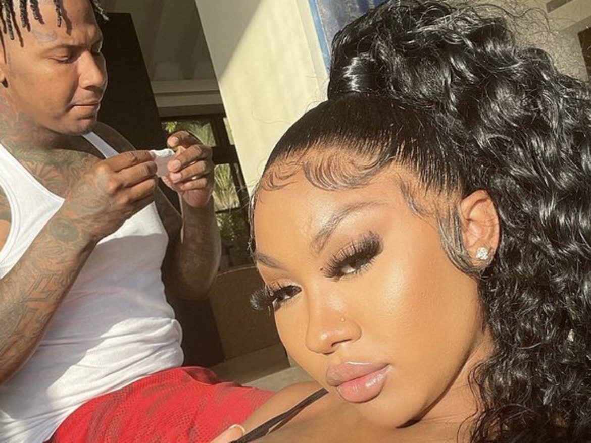 4 Pics Of Moneybagg Yo’s Boo Bodying Her Indoor Car Flex – SOHH.com 4 Pics Of Moneybagg Yo’s Boo Bodying Her Indoor Car Flex – SOHH.com