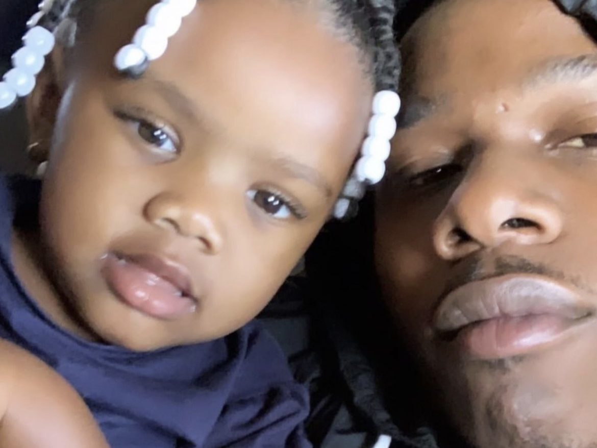 Here’s 5 Snapshots Of DaBaby On His Daddy Duties – SOHH.com Here’s 5 Snapshots Of DaBaby On His Daddy Duties – SOHH.com