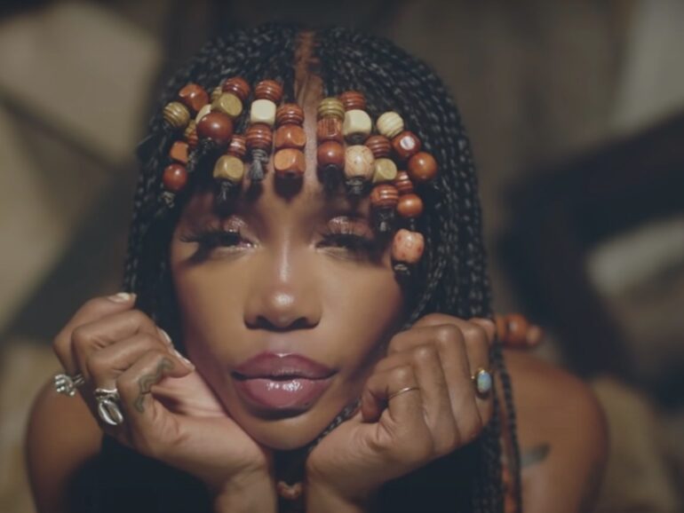 3 Shots Of Kendrick Lamar’s Favorite Singer Turnt Up – SOHH.com