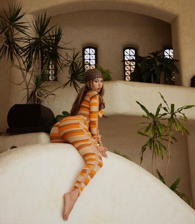 Kali Uchis – “If It’s To Be”