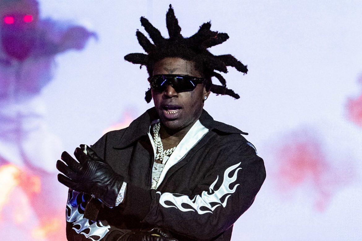 Kodak Black Gets Backlash for Pic of Woman Twerking on Young Son