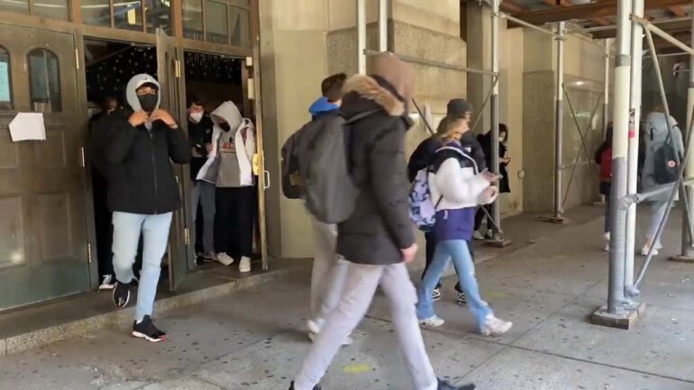 NYC High School Students Stage Walkout In Protest Of Unsafe Covid Conditions – SOHH.com