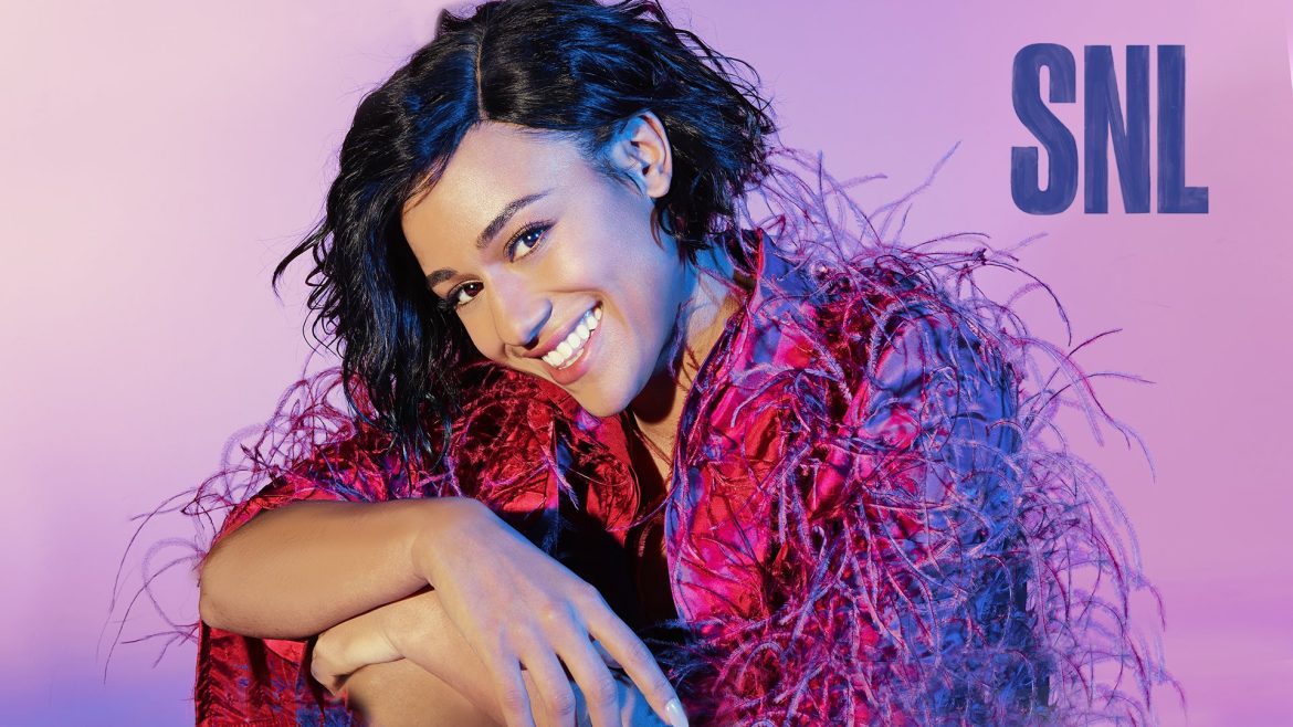 Freddie Gibbs Appears On ‘Saturday Night Live’ SKetch, “All On Me”