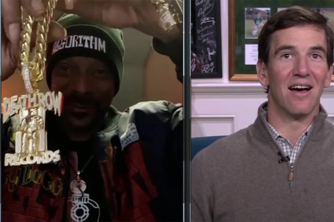 Snoop Dogg Gifts Former NFL Champion Eli Manning Death Row Chain