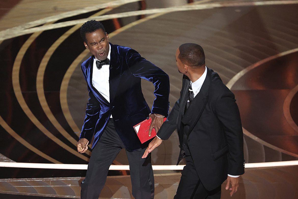 Will Smith Apologizes for Slapping Chris Rock at the Oscars