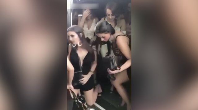 How Many Women Were There In That Van?