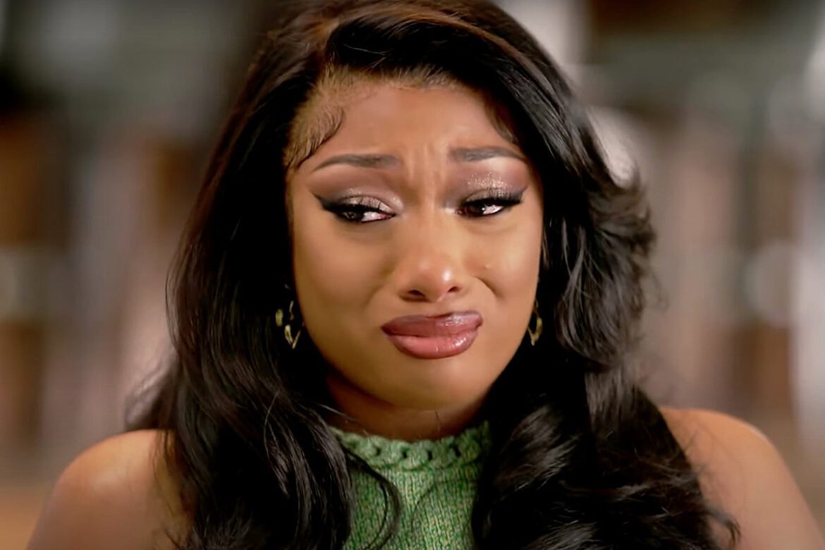 Megan Thee Stallion Tears Up Explaining Tory Lanez Shooting