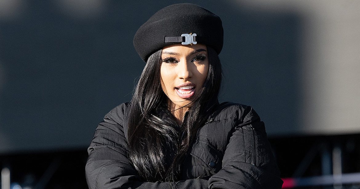 Rubi Rose Says She Throws Up Gang Signs Because ‘It’s Cute’