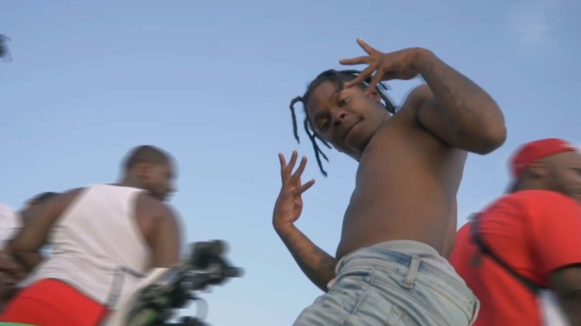 42 Dugg Touched Down In Private Jet To Find Police Waiting. Here’s How He Snitched On Himself – SOHH.com