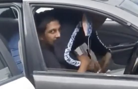 He Really Bit Her &amp; Let Go: Couple Caught Fighting In A Car!