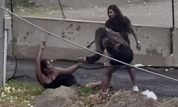 At Least Her Friends Didn't Leave Her: They Was Supposed To Go To A Boat Party But Didn't Make It To The Boat!