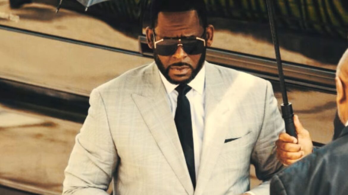 R. Kelly’s Child Pornography Case Has Two More Victims Come Forward R. Kelly’s Child Pornography Case Has Two More Victims Come Forward