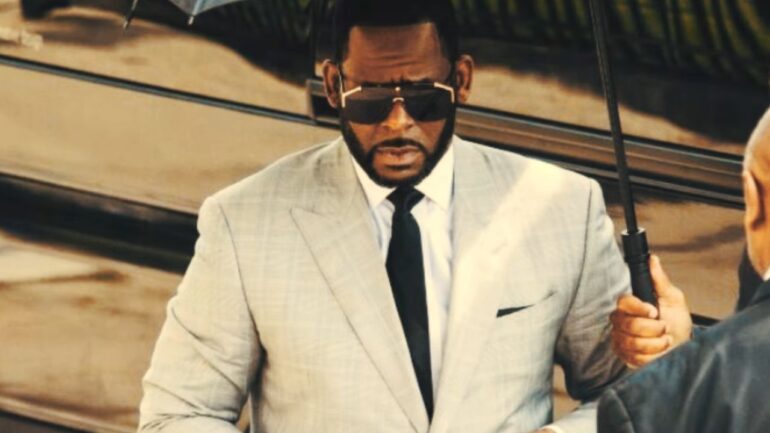 R. Kelly’s Child Pornography Case Has Two More Victims Come Forward