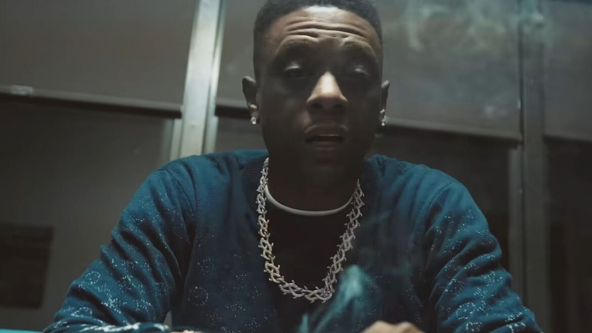 Boosie Trolls Police + Performs On Highway After Getting Pulled Over Again Boosie Trolls Police + Performs On Highway After Getting Pulled Over Again