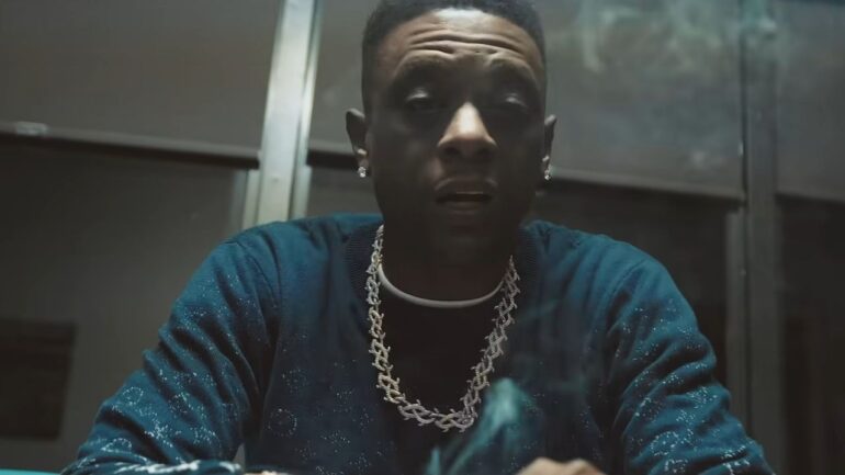 Boosie Trolls Police + Performs On Highway After Getting Pulled Over Again