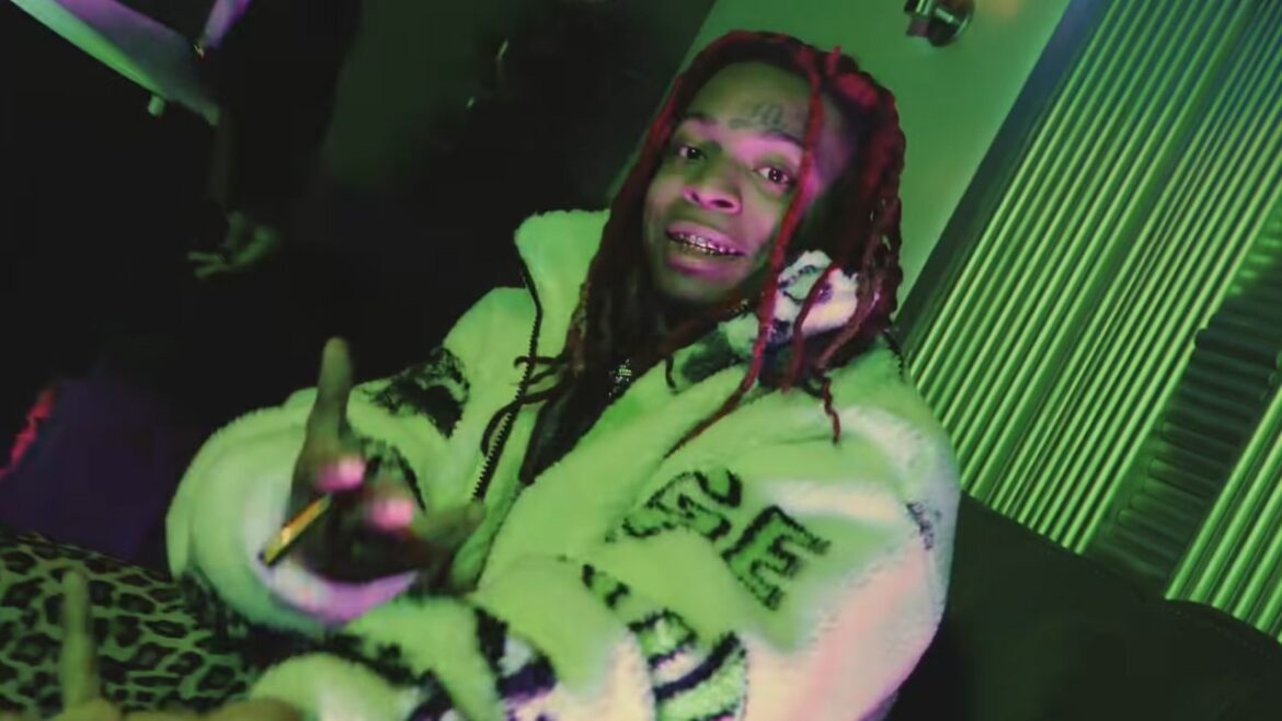 Lil Keed’s Grave Vandalized, Lil Gotit With A Message, + Funeral Homes Reject ‘Gang-Affiliated’ Burials Lil Keed’s Grave Vandalized, Lil Gotit With A Message, + Funeral Homes Reject ‘Gang-Affiliated’ Burials