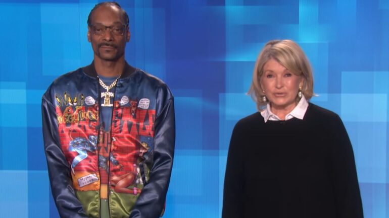 Snoop Dogg + Martha Stewart Light Holidays Up With Calendars