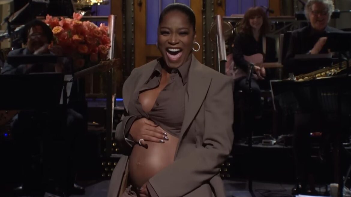 Keke Palmer Confirms Pregnancy On SNL