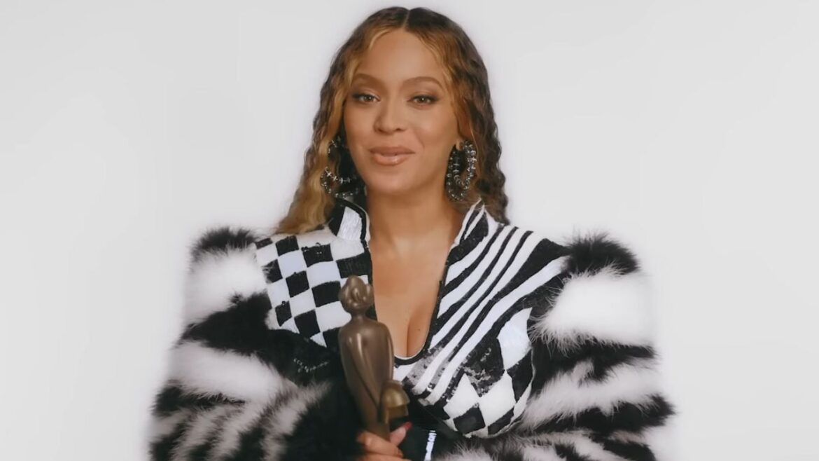 Beyoncé Gives HBCU Students Renaissance Tickets & Ivy Park Merch