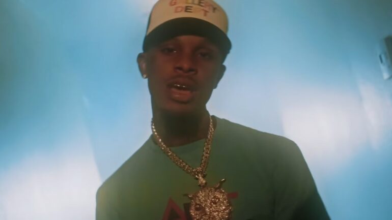 Toosii Treats 40 Fans To A Paint & Sip Evening