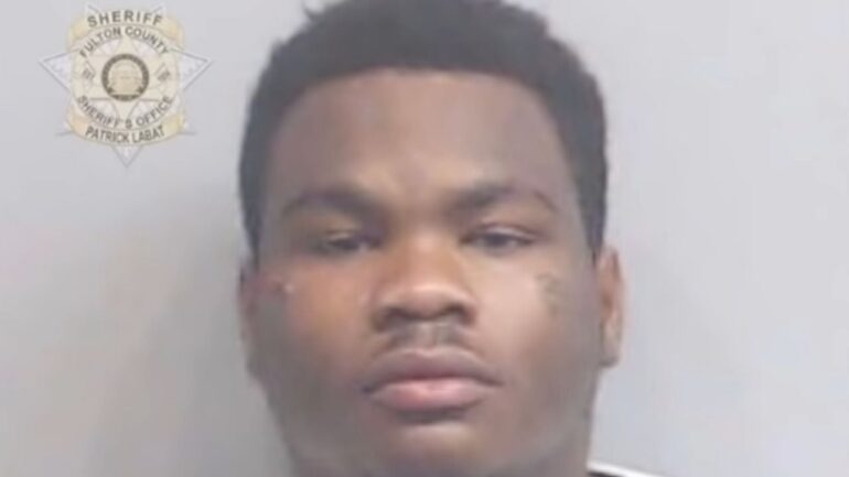 Member Stabs Inmate In Jail