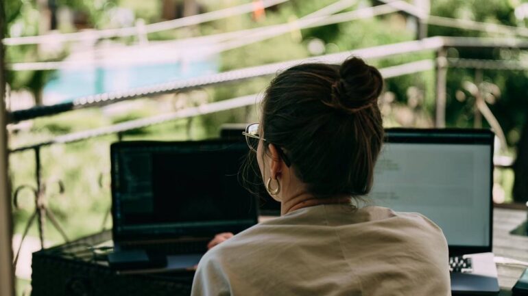 How to Choose the Preview Start Time for Streaming Services