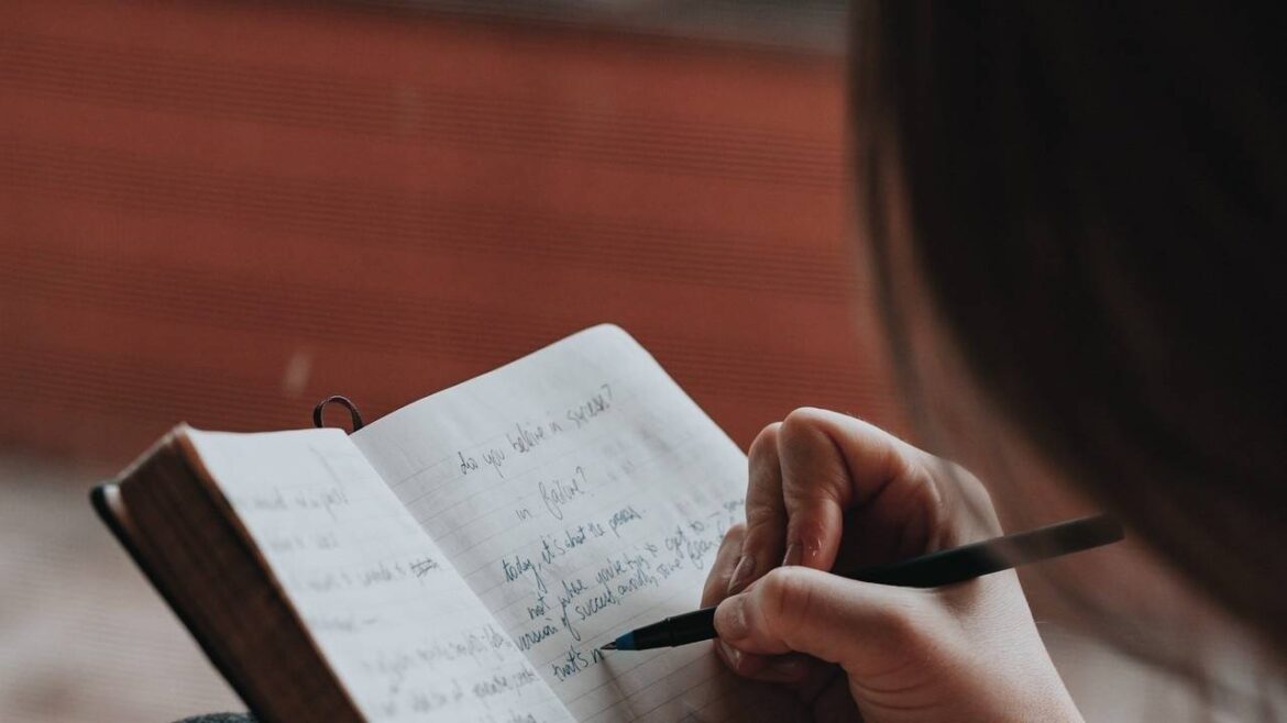 10 Songwriting Tips from a Grammy-Winning Pro