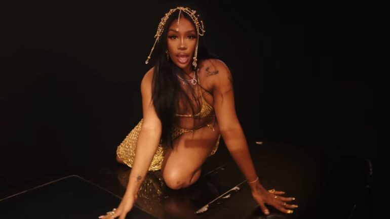 SZA Discusses Her Mental Health Journey