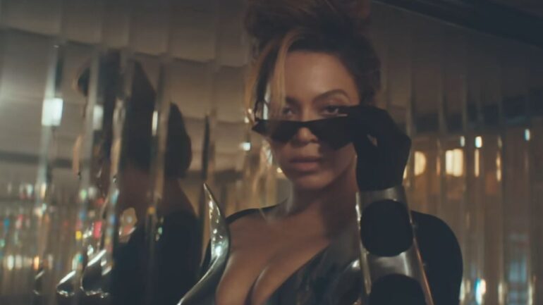 Beyoncé Announces Renaissance-Themed Perfume