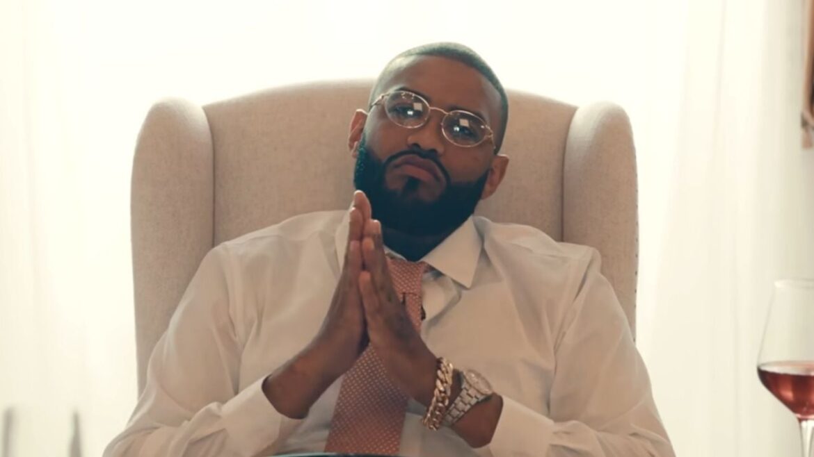 Joyner Lucas Hosts Music Video Shoot At His New Froyo Spot Joyner Lucas Hosts Music Video Shoot At His New Froyo Spot