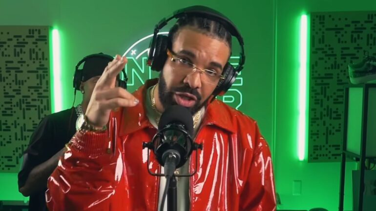 Drake Adds A Fun Twist To His Tour With Snapchat