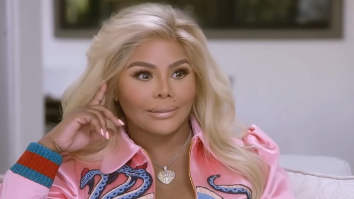 Lil’ Kim Expresses Displeasure Over EBONY Magazine Cover Retouching