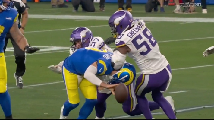 The Mannings Didn’t Think Stafford’s Throwaway Was Real Pass