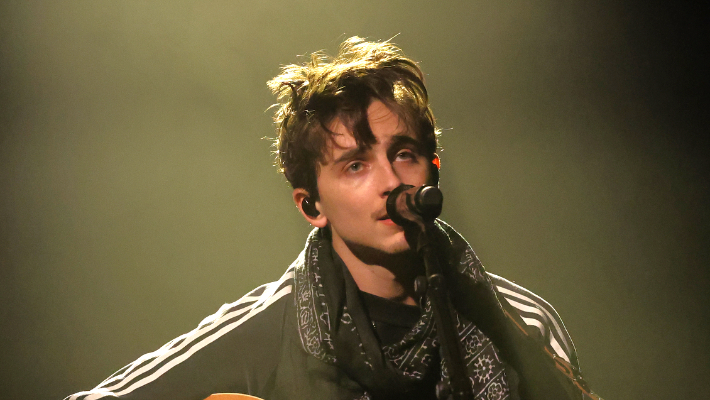 Timothée Chalamet Performs Bob Dylan Deep Cuts On ‘SNL’