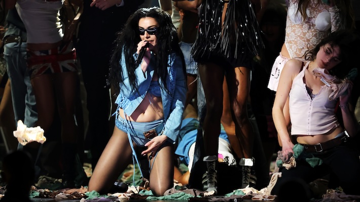 Charli XCX Performs ‘Von Dutch’ & ‘Guess’ At 2025 Grammys