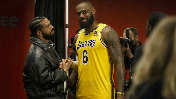 Drake Takes A Dig At LeBron James With Lyric Change At Show