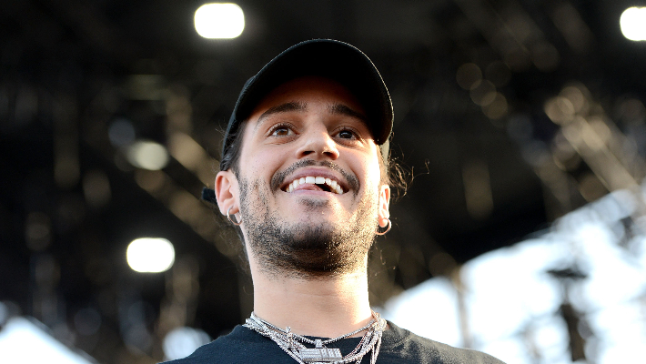 Russ Celebrates Being Inducted Into The ‘Stuns’ Community