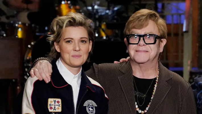 Elton John And Brandi Carlile Perform Two Tracks On ‘SNL’