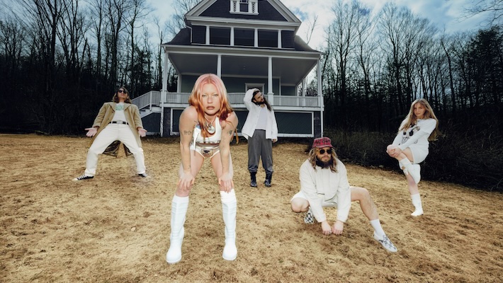 Wet Leg Share The ‘CPR’ Video