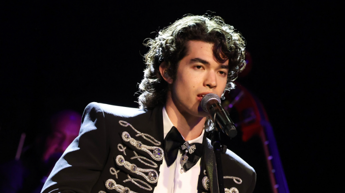 Conan Gray Announces New Album ‘Wishbone’