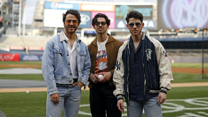 ‘Macy’s 4th Of July Fireworks’: Jonas Brothers, Ava Max
