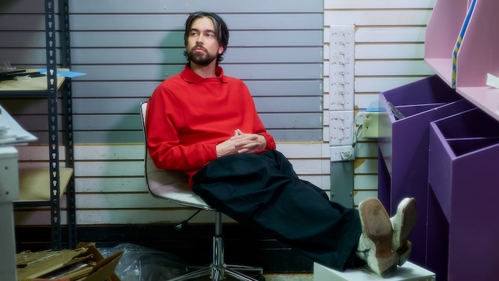 Alex G Announces ‘Headlights’ & Shares ‘Afterlife’