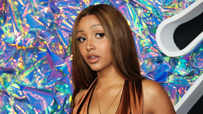 PinkPantheress Talks OCD And Touring On ‘Therapuss’: Video