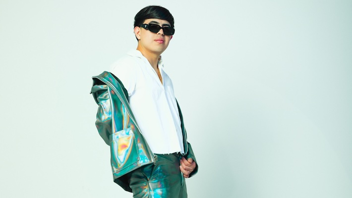 Oscar Maydón And Peso Pluma Share ‘Asquerosamente Rico’